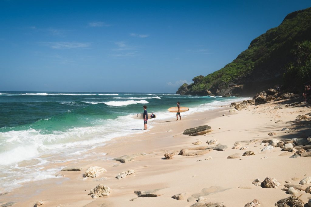 nyan-nyang beach