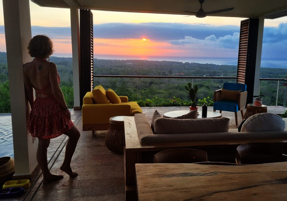 Shanti living room 1